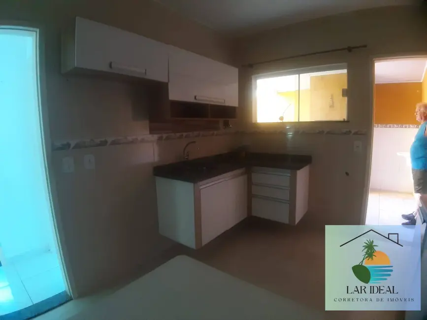 Foto 8 de Casa com 2 quartos à venda em Araruama - RJ