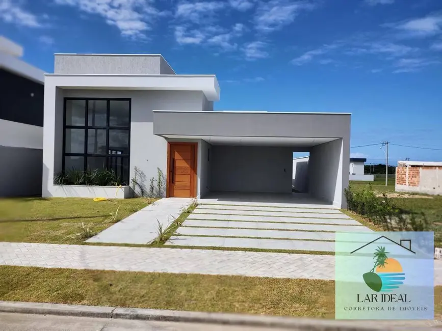 Foto 1 de Casa com 3 quartos à venda, 360m2 em Ogiva, Cabo Frio - RJ