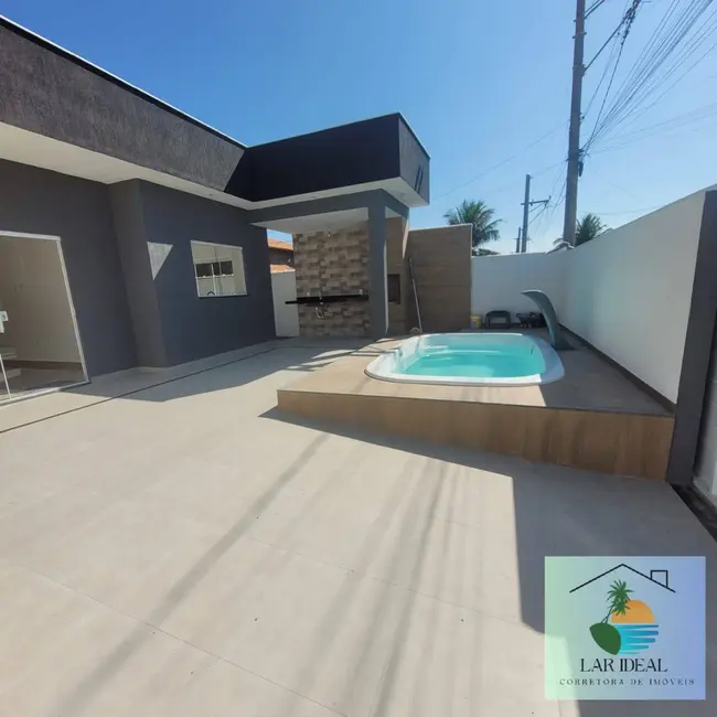 Casa com 3 quartos à venda, 200m2 em Arraial Do Cabo - RJ - imagem 2 Foto 2 de Casa com 3 quartos à venda, 200m2 em Arraial Do Cabo - RJ