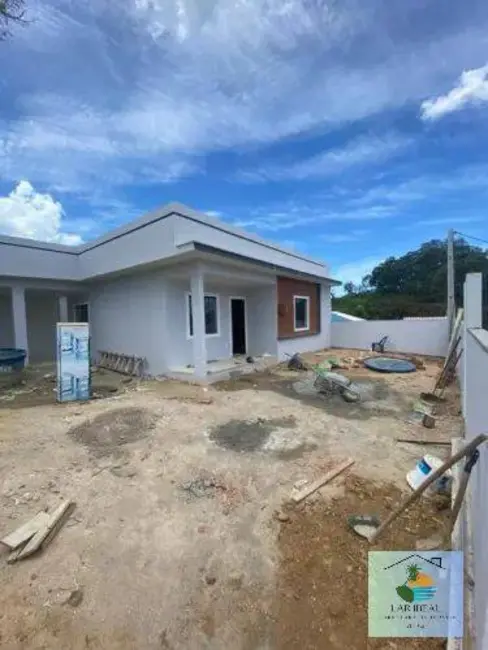 Foto 2 de Casa com 2 quartos à venda, 225m2 em Jardim, Saquarema - RJ