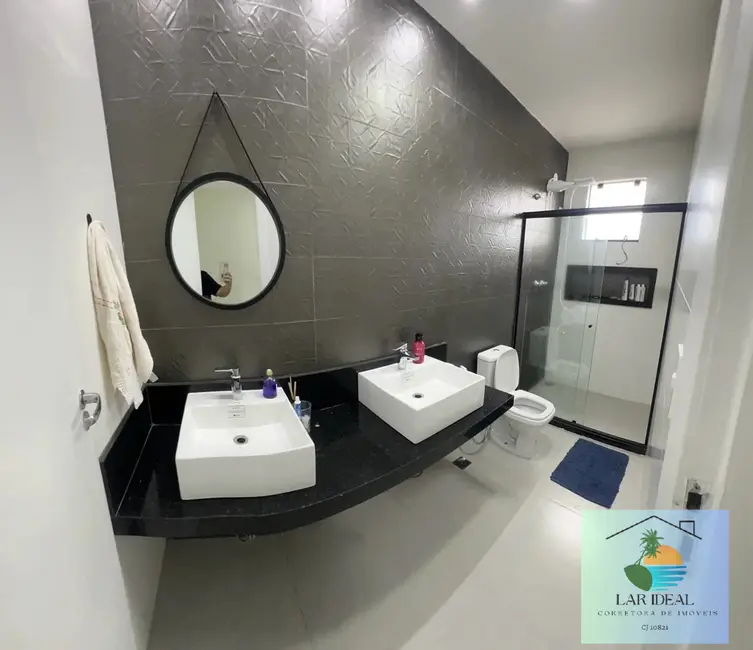 Casa com 3 quartos à venda em Ogiva, Cabo Frio - RJ - imagem 9 Foto 9 de Casa com 3 quartos à venda em Ogiva, Cabo Frio - RJ