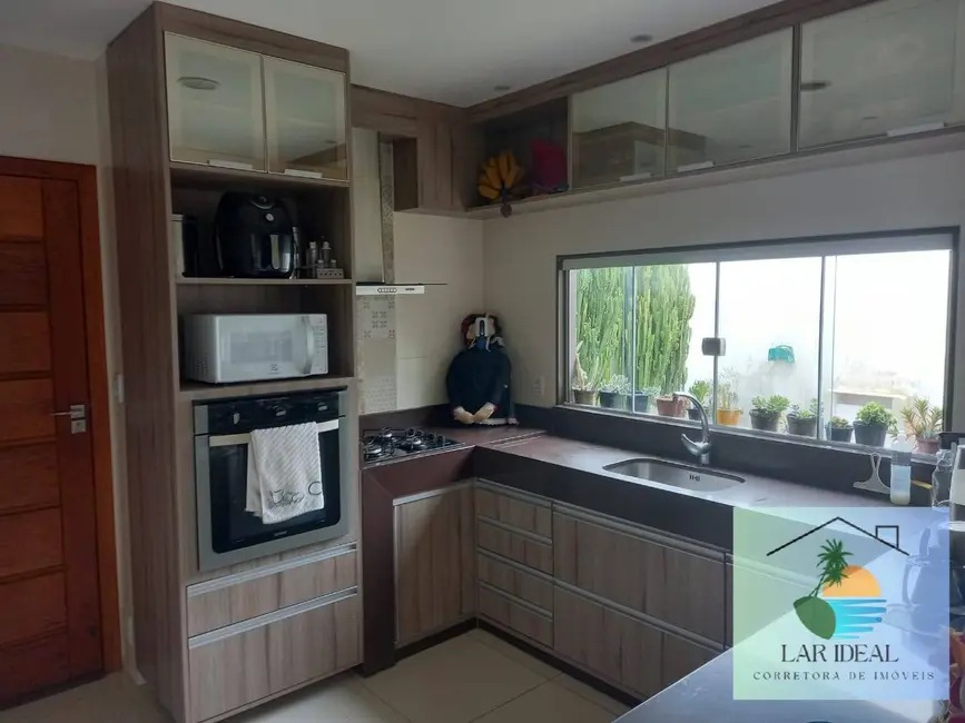 Foto 9 de Casa com 3 quartos à venda em Verdes Mares, Rio Das Ostras - RJ