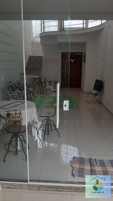 Foto 6 de Casa com 3 quartos à venda em Verdes Mares, Rio Das Ostras - RJ