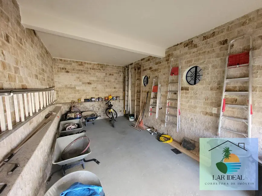 Foto 7 de Casa com 5 quartos à venda, 900m2 em Araruama - RJ