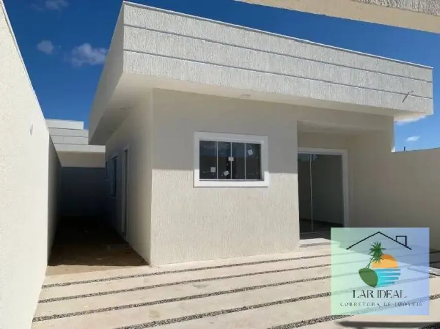 Foto 1 de Casa com 2 quartos à venda em Cabo Frio - RJ