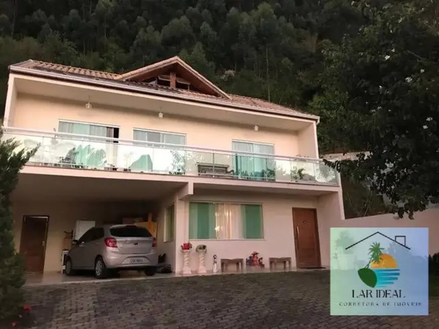 Foto 1 de Casa com 3 quartos à venda, 220m2 em Cônego, Nova Friburgo - RJ
