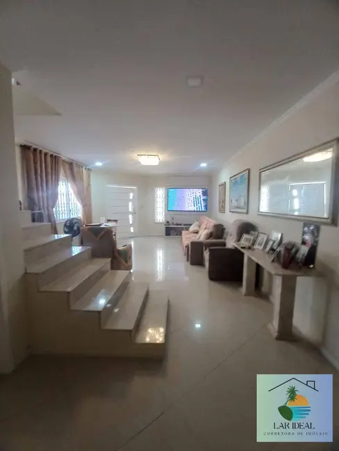 Foto 1 de Casa com 3 quartos à venda, 225m2 em Palmeiras, Cabo Frio - RJ