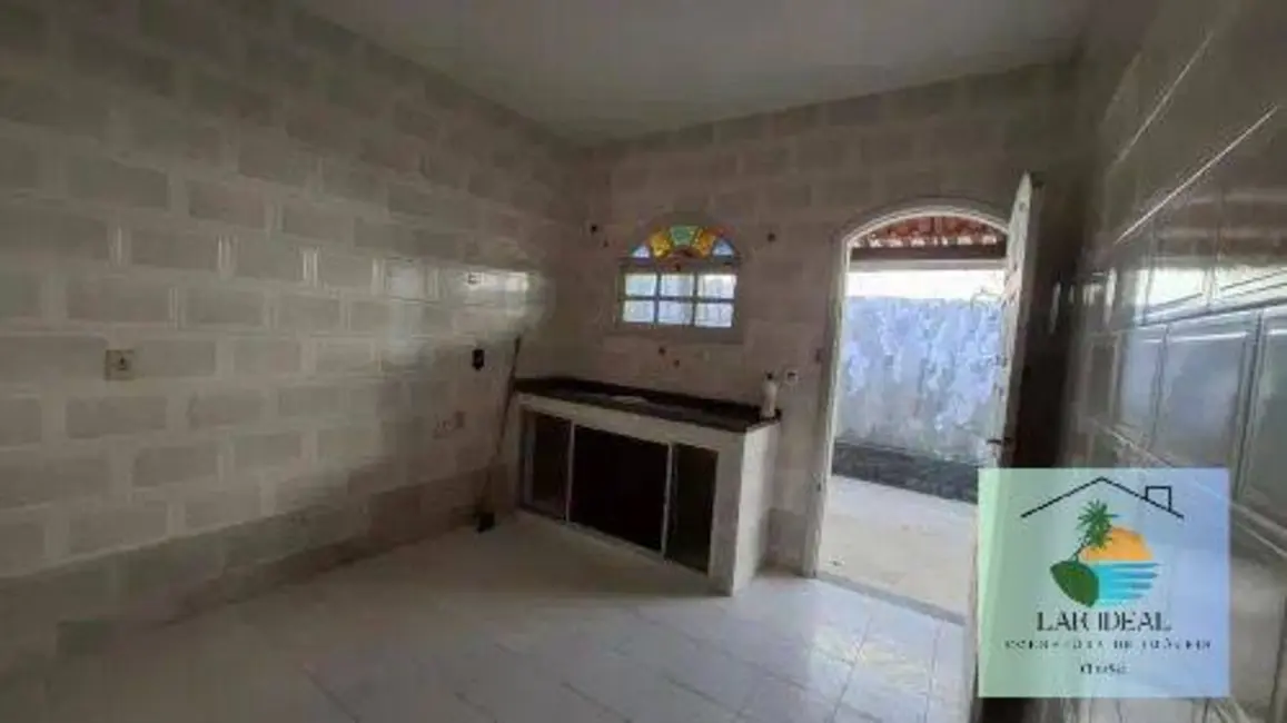 Casa com 2 quartos à venda em Centro, Iguaba Grande - RJ - imagem 5 Foto 5 de Casa com 2 quartos à venda em Centro, Iguaba Grande - RJ