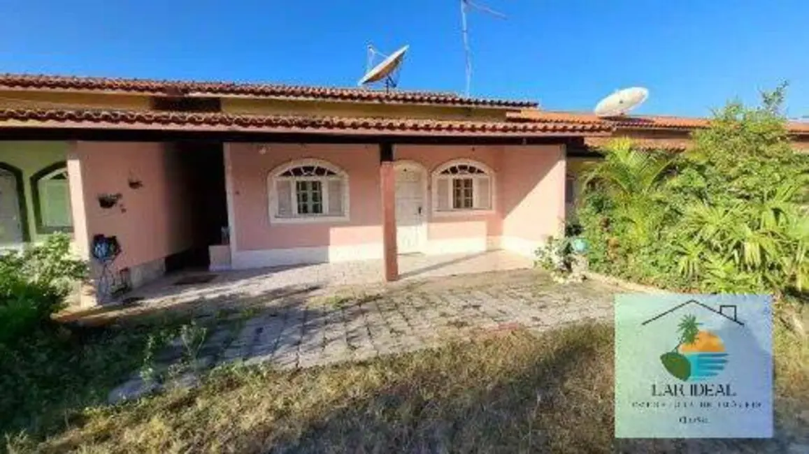 Casa com 2 quartos à venda em Centro, Iguaba Grande - RJ - imagem 1 Foto 1 de Casa com 2 quartos à venda em Centro, Iguaba Grande - RJ