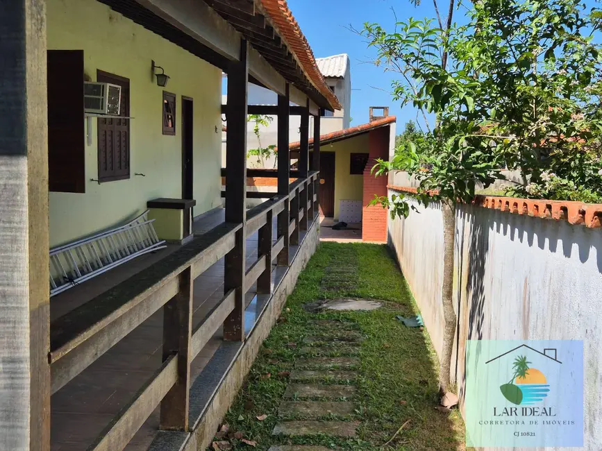 Foto 3 de Casa com 4 quartos à venda, 631m2 em Iguaba Grande - RJ