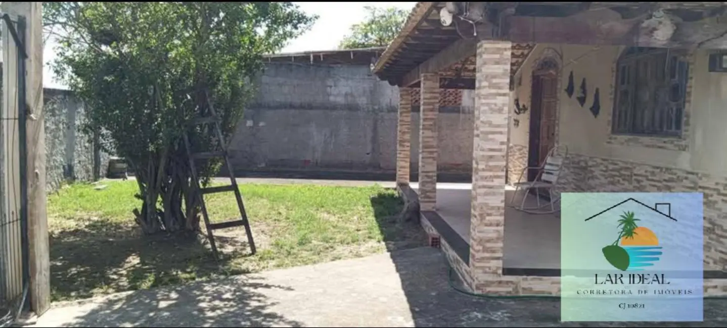 Foto 6 de Casa com 2 quartos à venda, 450m2 em Araruama - RJ