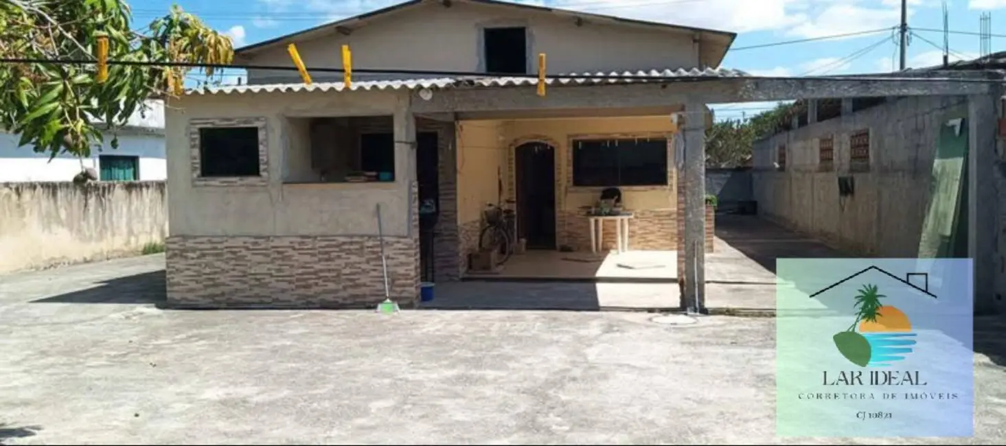 Foto 1 de Casa com 2 quartos à venda, 450m2 em Araruama - RJ