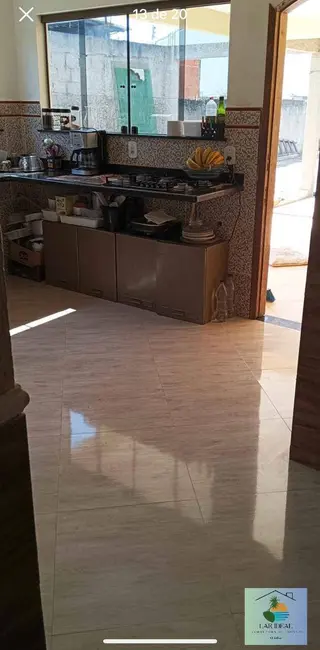 Foto 8 de Casa com 2 quartos à venda, 450m2 em Araruama - RJ