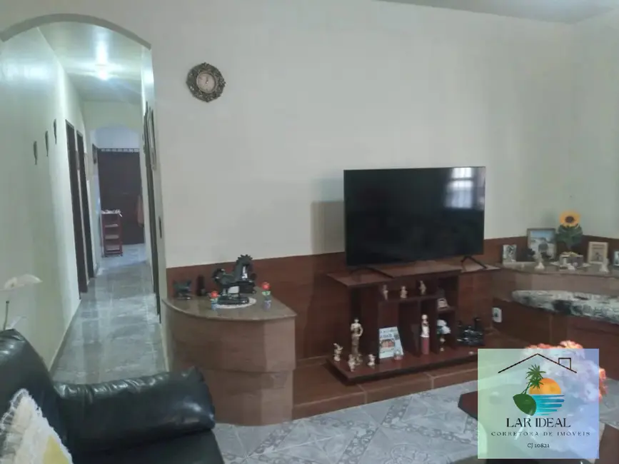 Casa com 3 quartos à venda, 280m2 em Iguaba Grande - RJ - imagem 6 Foto 6 de Casa com 3 quartos à venda, 280m2 em Iguaba Grande - RJ