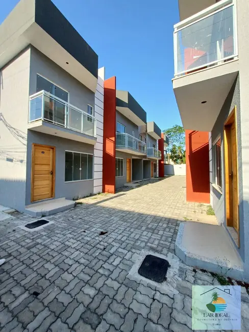Foto 3 de Casa com 3 quartos à venda em Extensão do Bosque, Rio Das Ostras - RJ