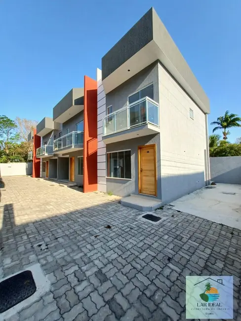 Foto 2 de Casa com 3 quartos à venda em Extensão do Bosque, Rio Das Ostras - RJ