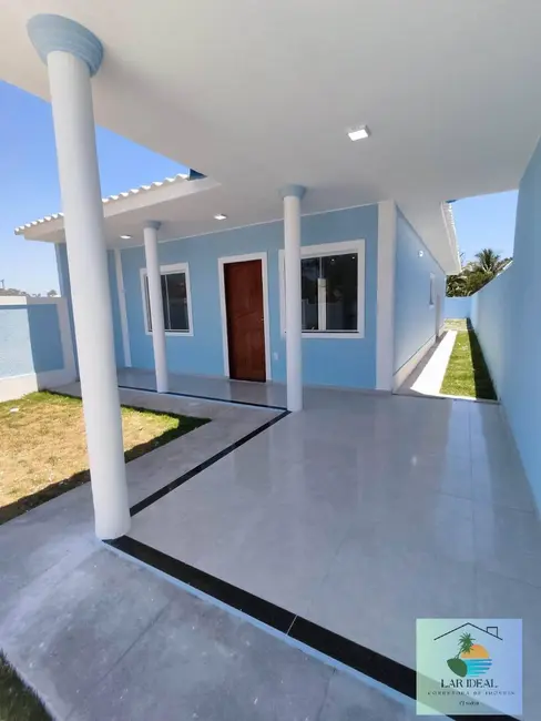 Foto 3 de Casa com 3 quartos à venda, 300m2 em Araruama - RJ