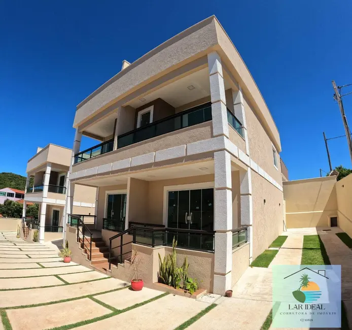 Casa com 2 quartos à venda e para alugar em Cabo Frio - RJ - imagem 1 Foto 1 de Casa com 2 quartos à venda e para alugar em Cabo Frio - RJ