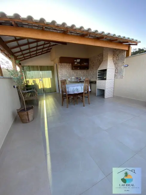 Foto 3 de Casa com 3 quartos à venda em Cabo Frio - RJ