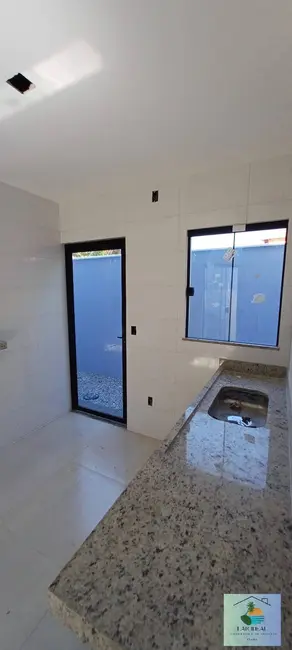 Foto 8 de Casa com 3 quartos à venda em Jardim Mariléa, Rio Das Ostras - RJ