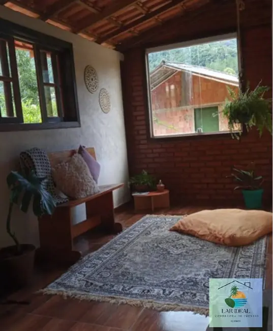 Casa com 1 quarto à venda, 220m2 em Lumiar, Nova Friburgo - RJ - imagem 4 Foto 4 de Casa com 1 quarto à venda, 220m2 em Lumiar, Nova Friburgo - RJ