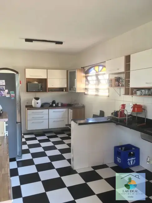 Foto 3 de Casa com 5 quartos à venda, 888m2 em Araruama - RJ