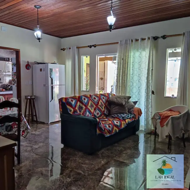 Casa com 3 quartos à venda em Praia Seca, Araruama - RJ - imagem 5 Foto 5 de Casa com 3 quartos à venda em Praia Seca, Araruama - RJ