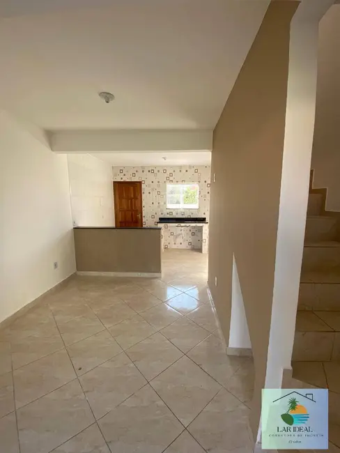 Foto 3 de Casa com 2 quartos para alugar em Arraial Do Cabo - RJ