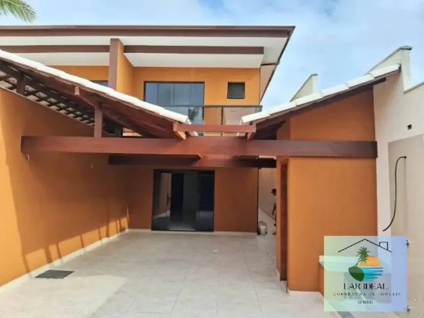 Foto 1 de Casa com 4 quartos à venda, 180m2 em Jardim Excelsior, Cabo Frio - RJ