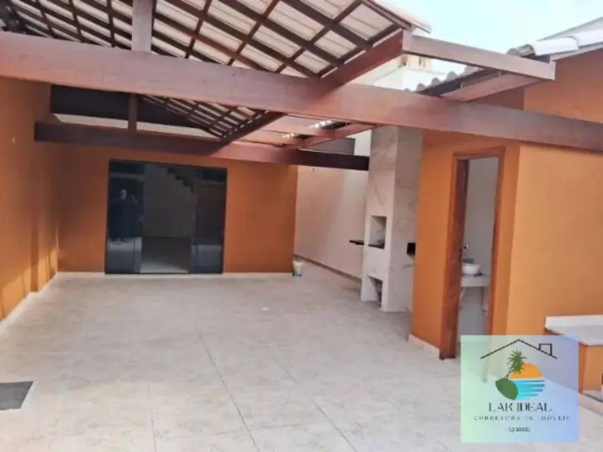 Foto 2 de Casa com 4 quartos à venda, 180m2 em Jardim Excelsior, Cabo Frio - RJ