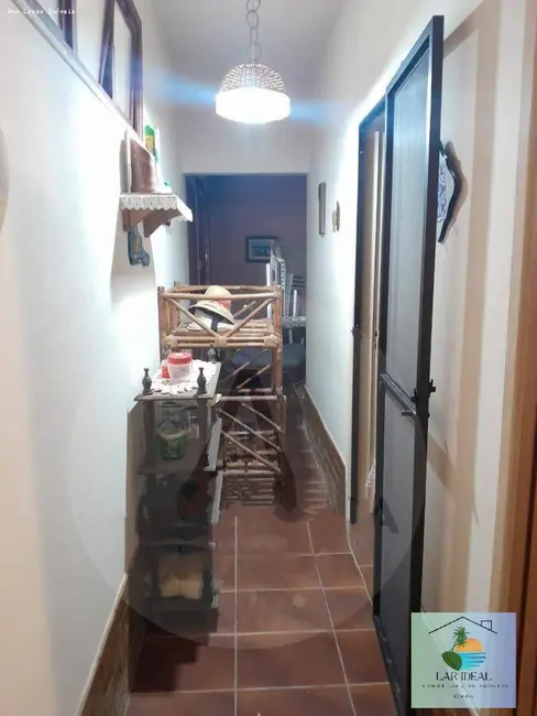 Casa com 3 quartos à venda, 360m2 em Praia Seca, Araruama - RJ - imagem 6 Foto 6 de Casa com 3 quartos à venda, 360m2 em Praia Seca, Araruama - RJ