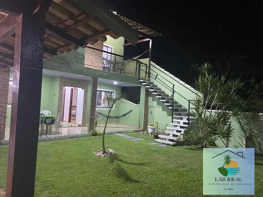 Foto 4 de Casa com 4 quartos à venda, 360m2 em Cabo Frio - RJ