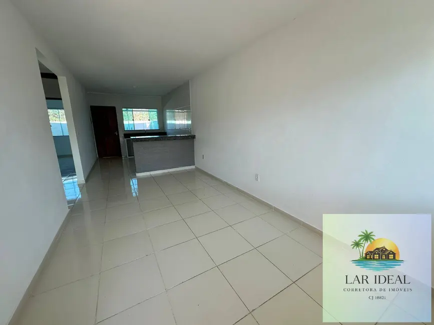 Foto 3 de Casa com 4 quartos à venda em Araruama - RJ