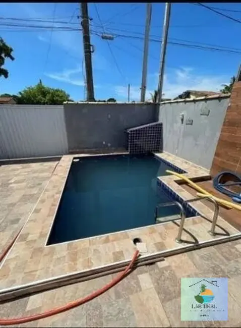Casa com 2 quartos à venda em Cabo Frio - RJ - imagem 3 Foto 3 de Casa com 2 quartos à venda em Cabo Frio - RJ