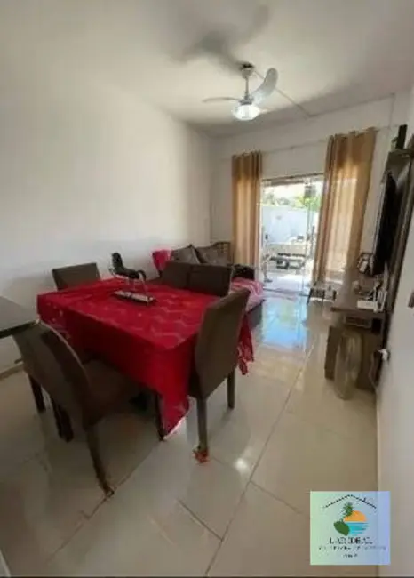 Casa com 2 quartos à venda em Cabo Frio - RJ - imagem 8 Foto 8 de Casa com 2 quartos à venda em Cabo Frio - RJ