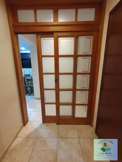 Apartamento com 3 quartos à venda, 104m2 em Centro, Cabo Frio - RJ - imagem 4 Foto 4 de Apartamento com 3 quartos à venda, 104m2 em Centro, Cabo Frio - RJ