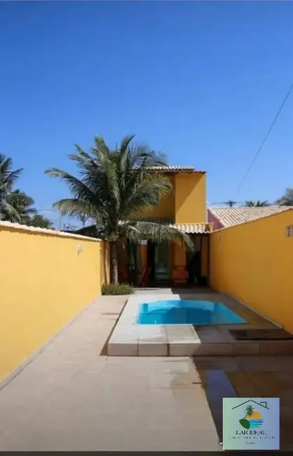 Foto 1 de Casa com 2 quartos à venda, 120m2 em Arraial Do Cabo - RJ