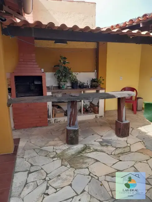 Foto 7 de Casa com 4 quartos à venda em Araruama - RJ