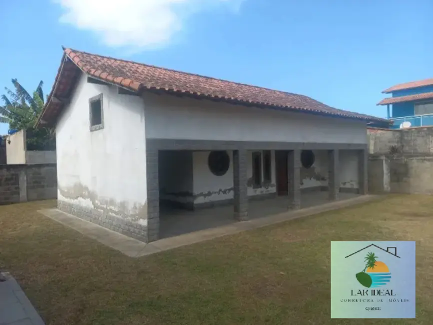 Foto 2 de Casa com 3 quartos à venda, 60m2 em Araruama - RJ
