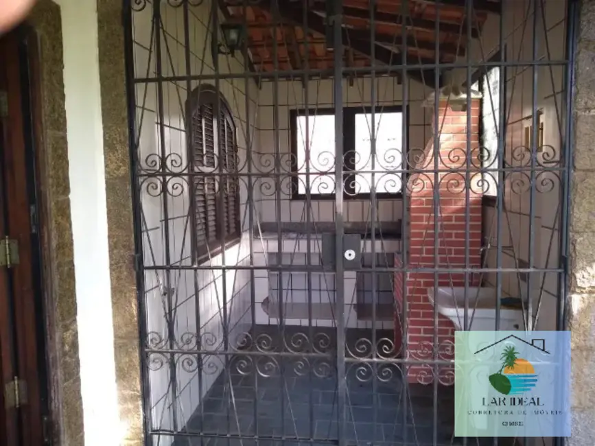 Foto 7 de Casa com 3 quartos à venda, 60m2 em Araruama - RJ