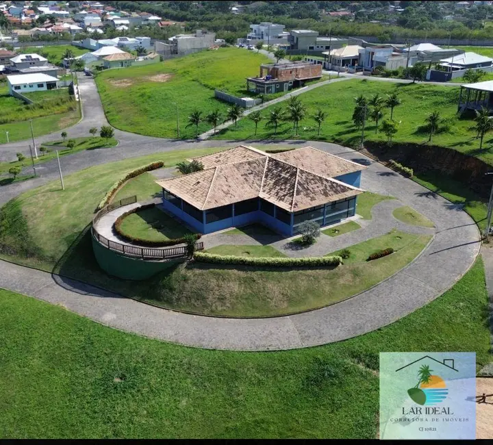 Foto 2 de Casa de Condomínio com 2 quartos à venda, 320m2 em Araruama - RJ