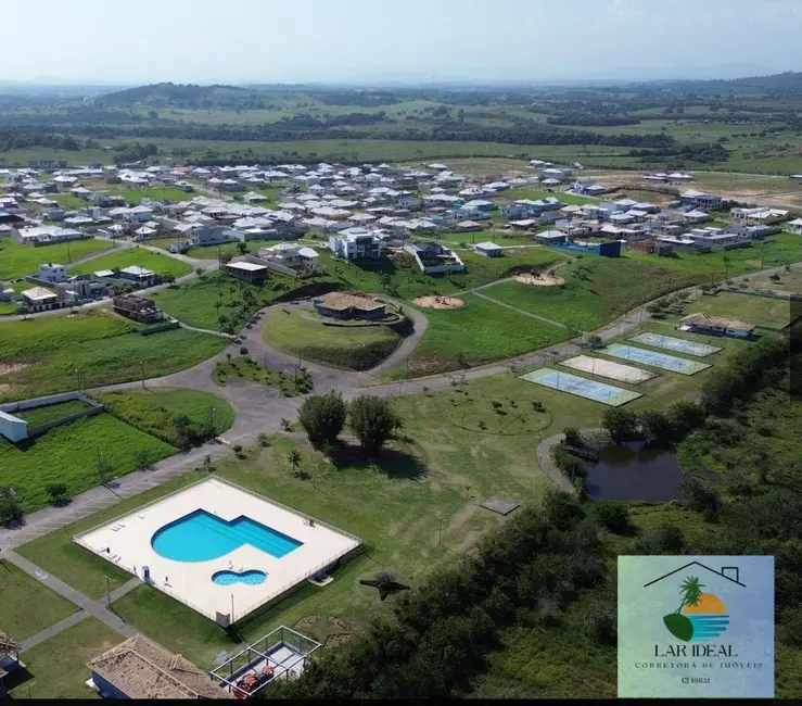 Foto 3 de Casa de Condomínio com 2 quartos à venda, 320m2 em Araruama - RJ