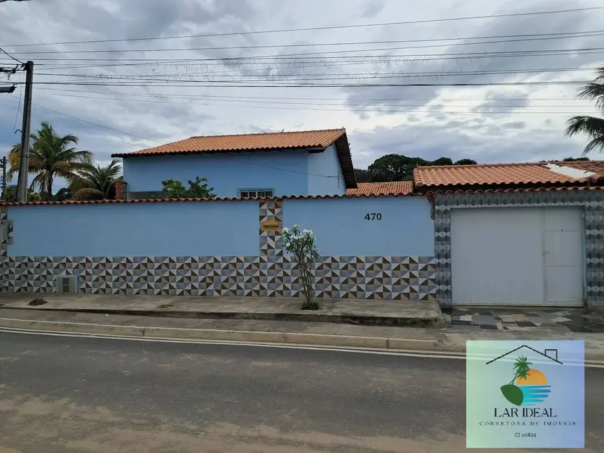 Foto 1 de Casa com 2 quartos à venda, 300m2 em Araruama - RJ
