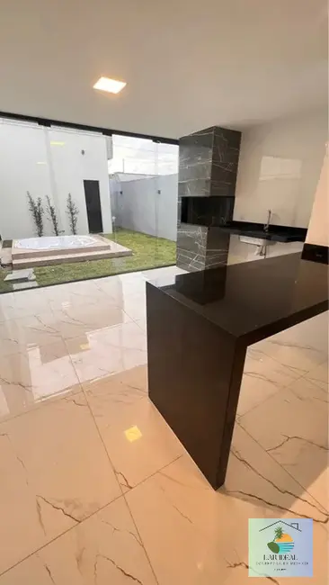 Casa de Condomínio com 3 quartos à venda, 252m2 em Nova São Pedro, Sao Pedro Da Aldeia - RJ - imagem 7 Foto 7 de Casa de Condomínio com 3 quartos à venda, 252m2 em Nova São Pedro, Sao Pedro Da Aldeia - RJ