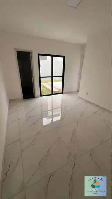 Casa de Condomínio com 3 quartos à venda, 252m2 em Nova São Pedro, Sao Pedro Da Aldeia - RJ - imagem 5 Foto 5 de Casa de Condomínio com 3 quartos à venda, 252m2 em Nova São Pedro, Sao Pedro Da Aldeia - RJ