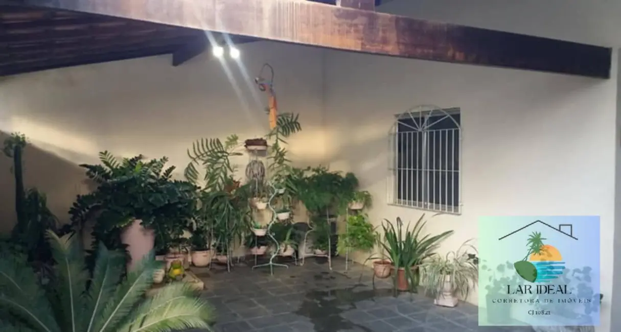 Foto 2 de Casa com 4 quartos à venda em Iguaba Grande - RJ