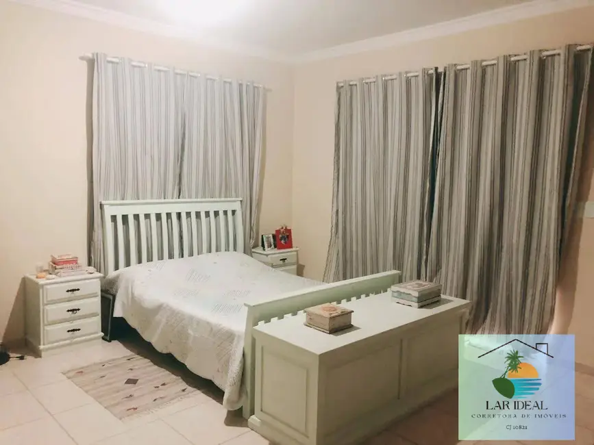 Casa com 4 quartos à venda em Jardim Campomar, Rio Das Ostras - RJ - imagem 5 Foto 5 de Casa com 4 quartos à venda em Jardim Campomar, Rio Das Ostras - RJ