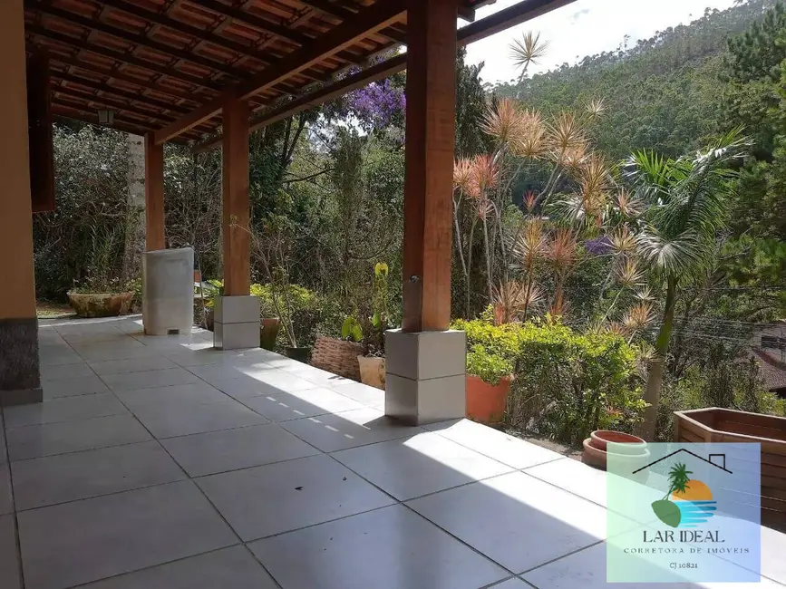 Foto 6 de Casa com 3 quartos à venda, 220m2 em Nova Friburgo - RJ
