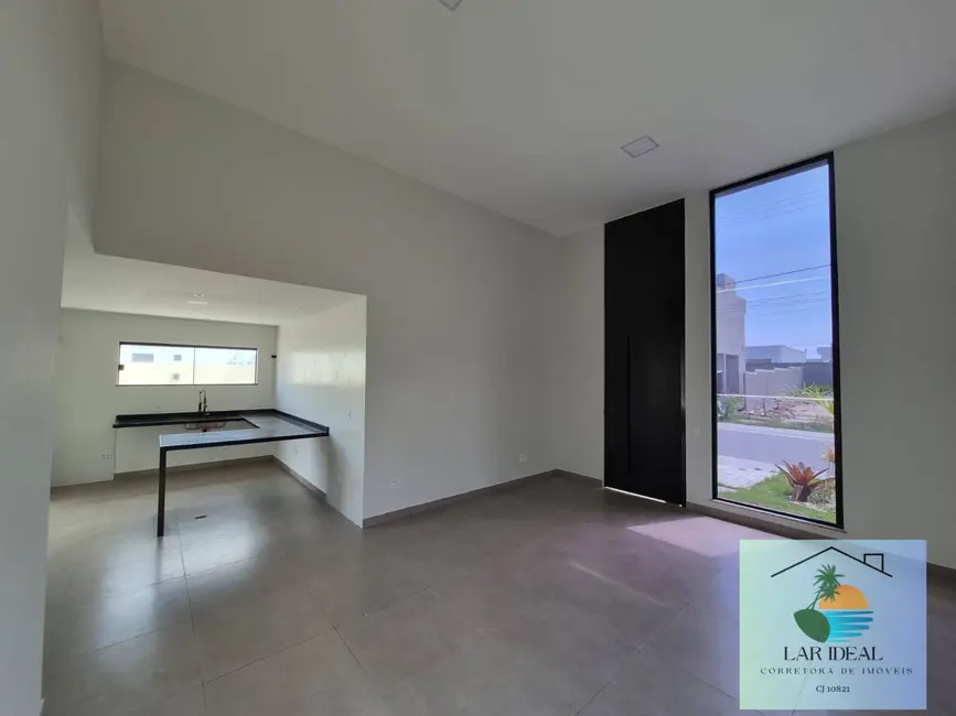 Foto 2 de Casa de Condomínio com 3 quartos à venda, 258m2 em Nova São Pedro, Sao Pedro Da Aldeia - RJ