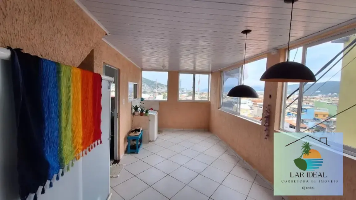 Foto 1 de Casa com 2 quartos à venda em Arraial Do Cabo - RJ